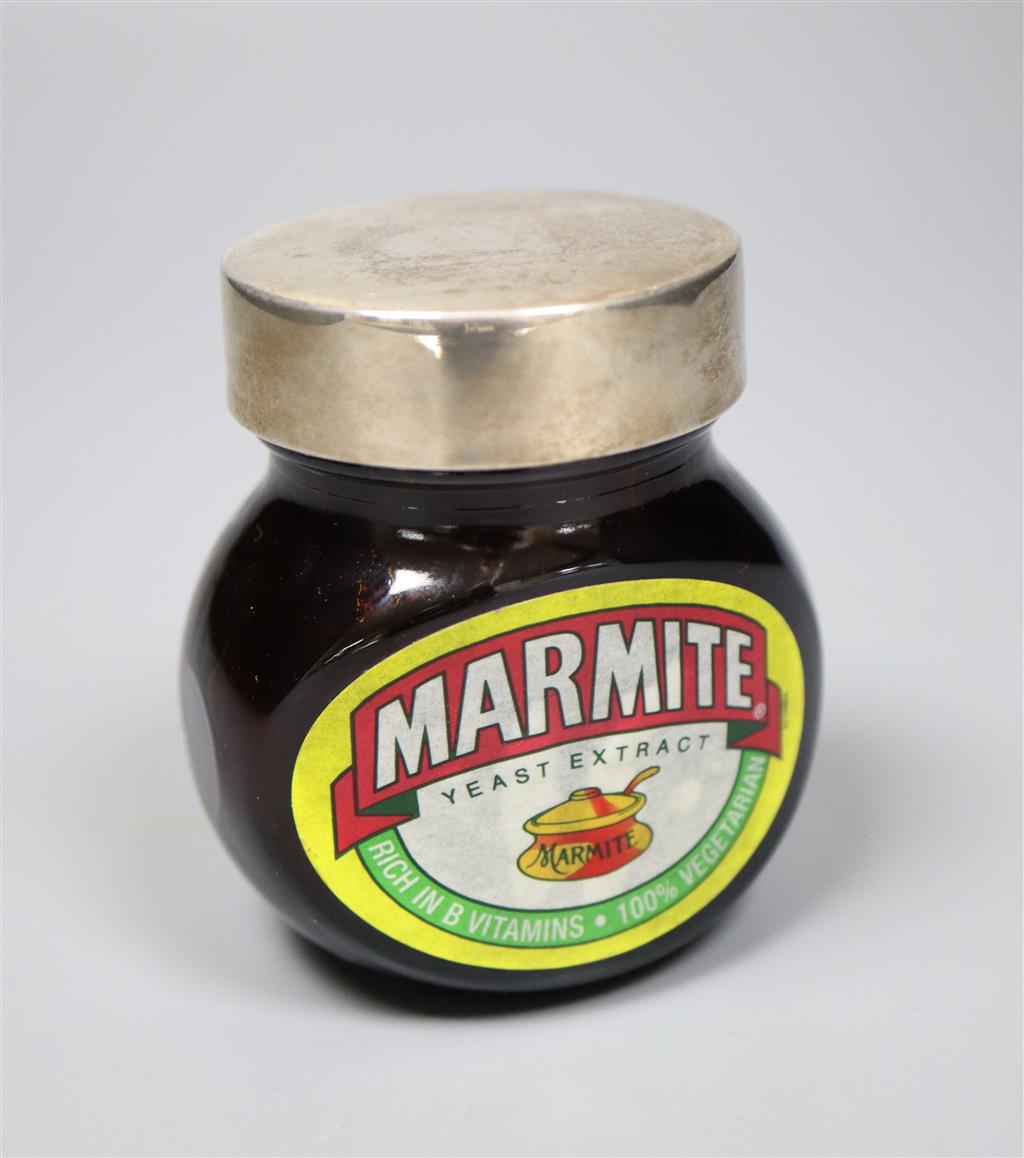 A modern silver lidded marmite jar, maker TJK, London, 2006, 73mm.